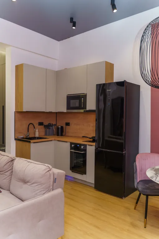 Квартира-студия в самом центре, рядом с морем