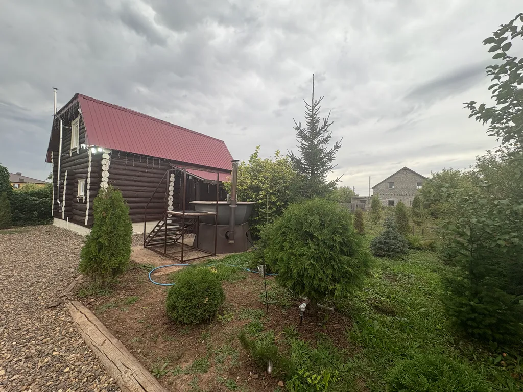 Дом с баней и чаном