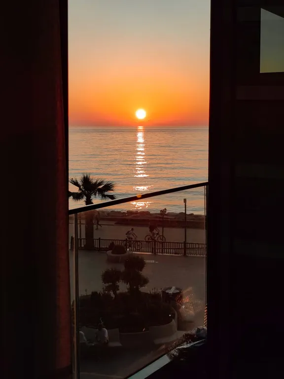 Sea Batumi View | 20m to Beach & Park
Панорама Моря & Приморский Парк