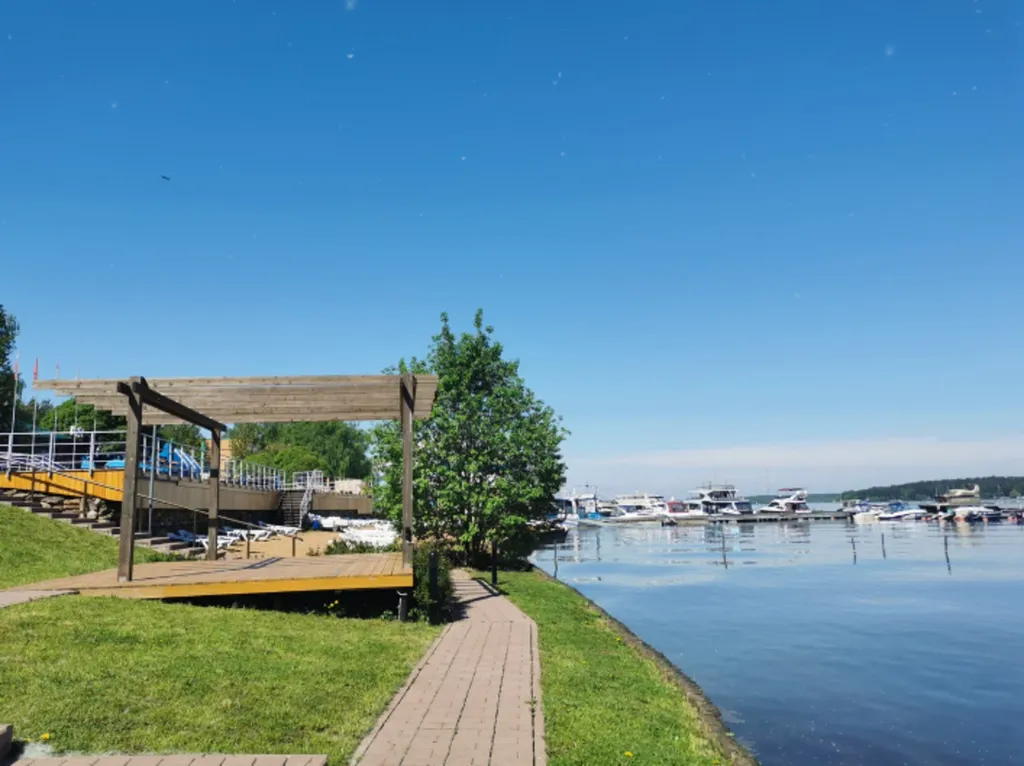 Новый берег