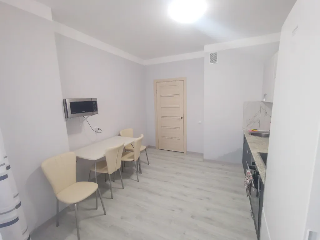 Большая 3-комнатная квартира