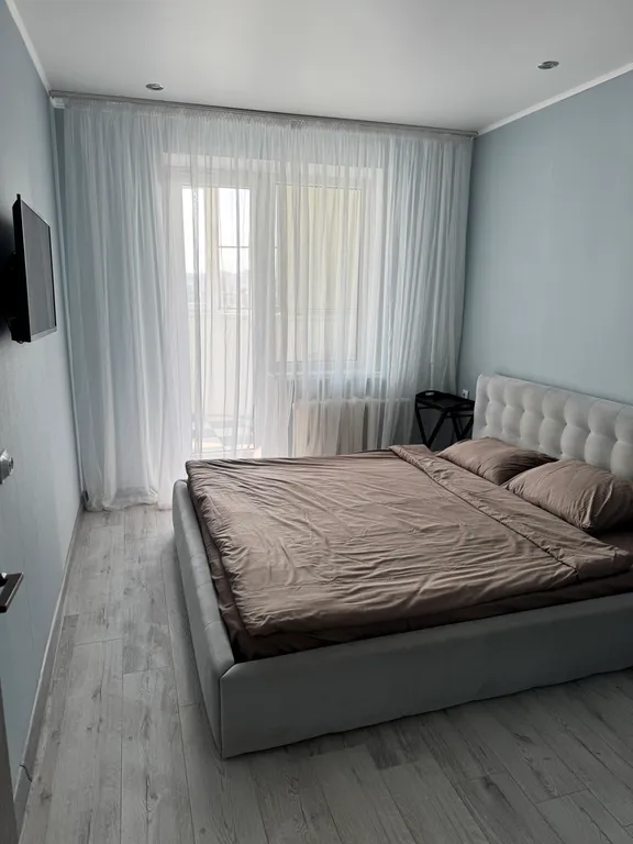 Квартира 3-комнатная Квартира — Калининград