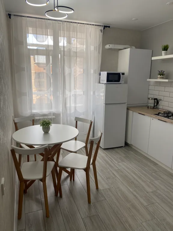 Красивая квартира на Российском