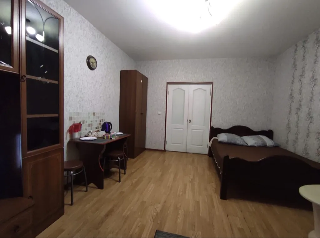 Комната просторная