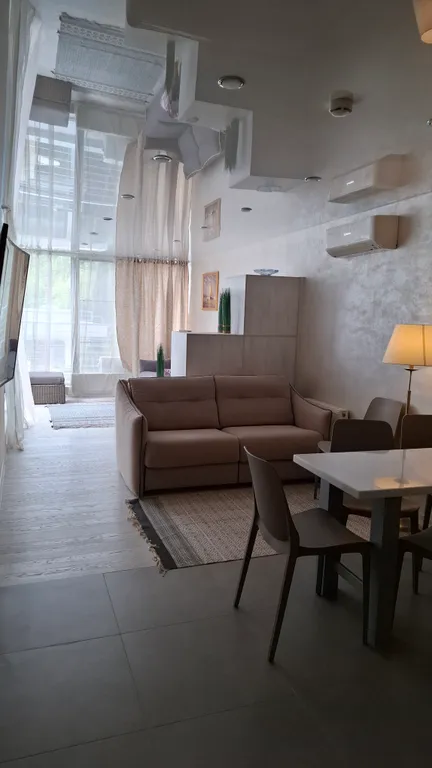 Квартира в ЖК Меридиан, уютные апартаменты с террасой и отдельной спальней