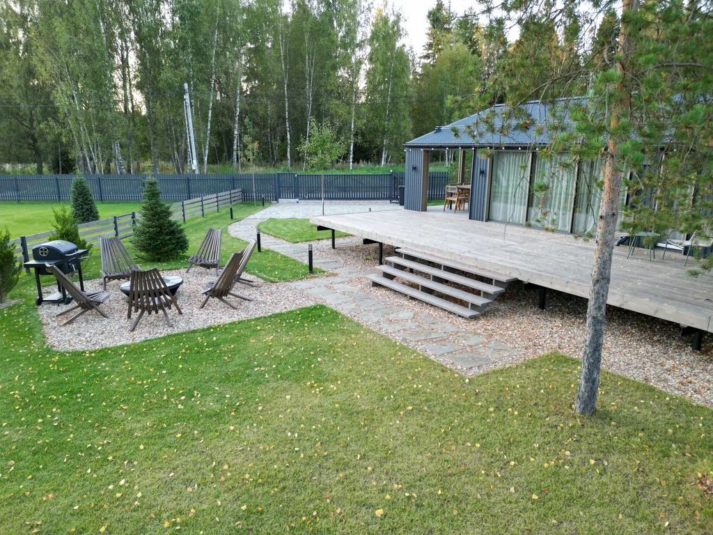 Уютный загородный дом в тишине