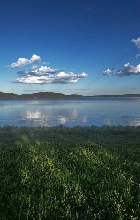 Дом на озере