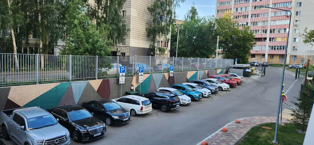 Апартаменты Azure Apart для 1-5 гостей в центральном районе города