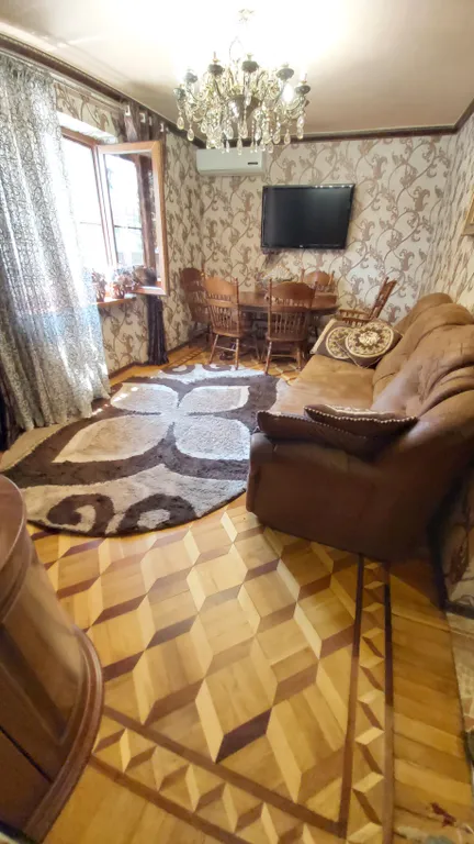 Трёхкомнатная квартира в центре города