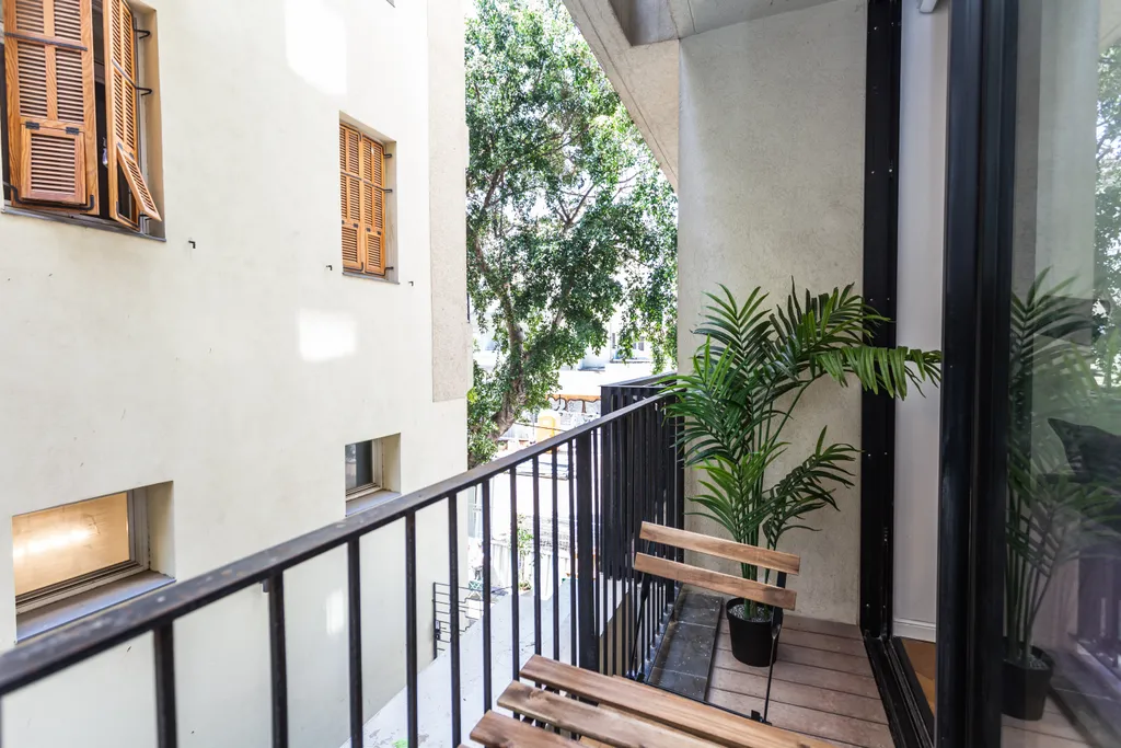 Стильная и полностью оборудованная квартира в центре у моря