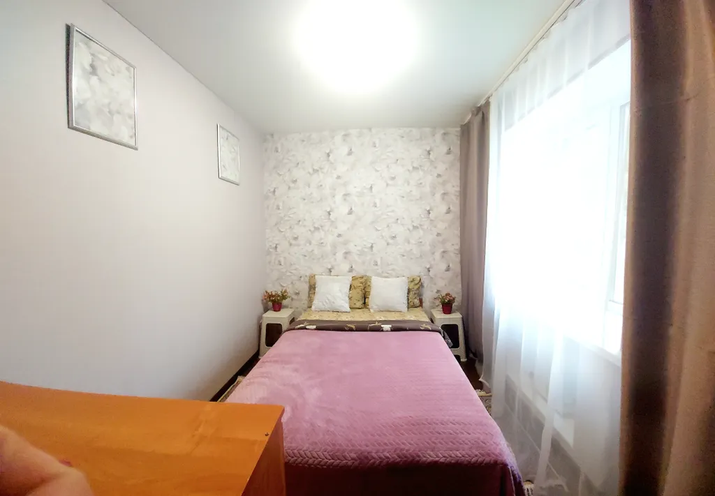 Уютная двухкомнатная недалеко от центра