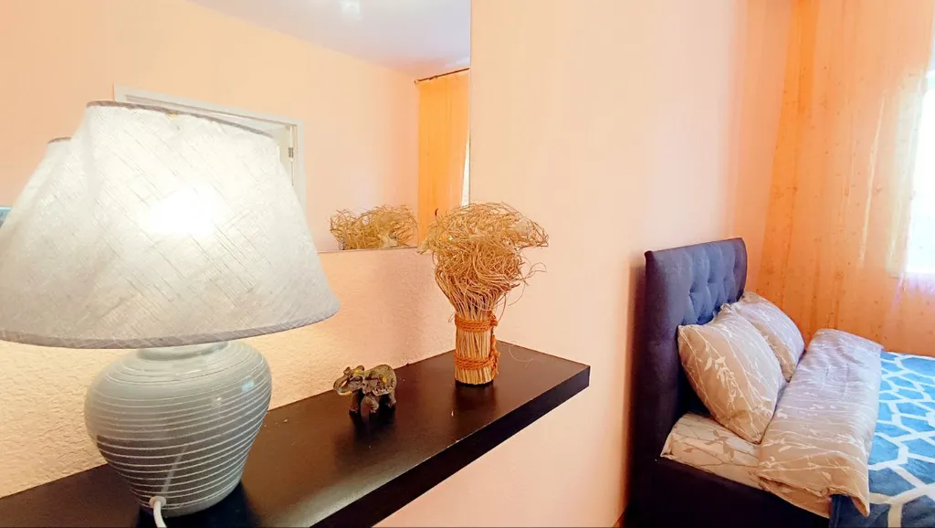 Благоустроенная 2-комнатная квартира