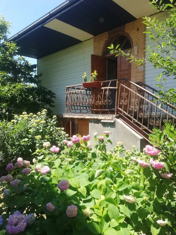 Квартира Гостевой дом в тихом месте с видом на горы и море — аренда посуточно в Псахара