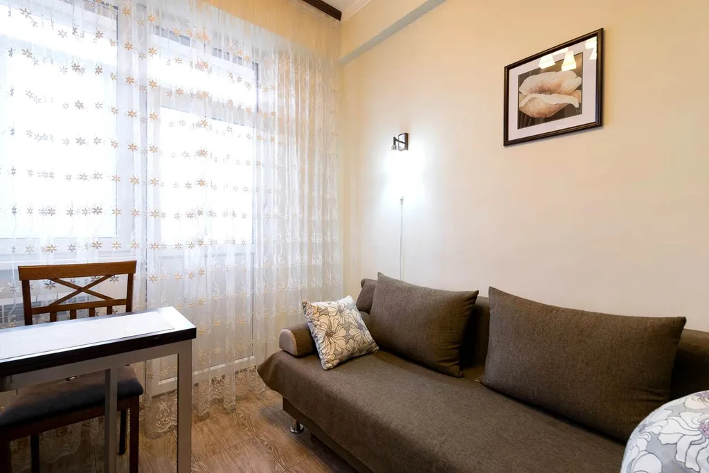 1 комнатная квартира с видом на горы в центре