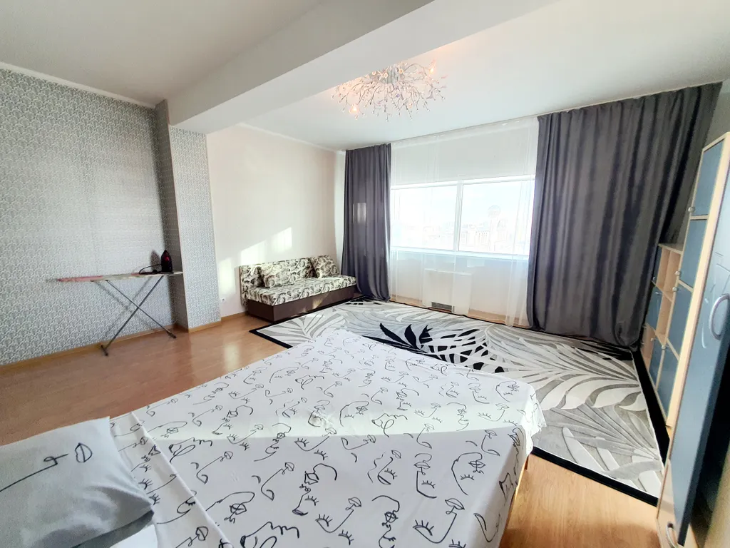 Уютная квартира в самом центре Астаны с видом на город