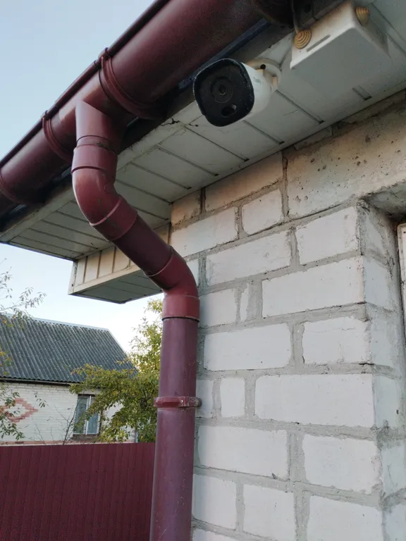 Комфортный домик с парковкой во дворе и террасой на въезде в Брест