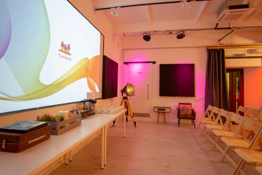 Loft Dvor — дизайнерское пространство для событий и проживания