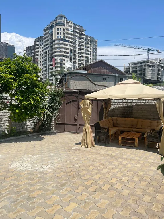 Трёхэтажная вилла