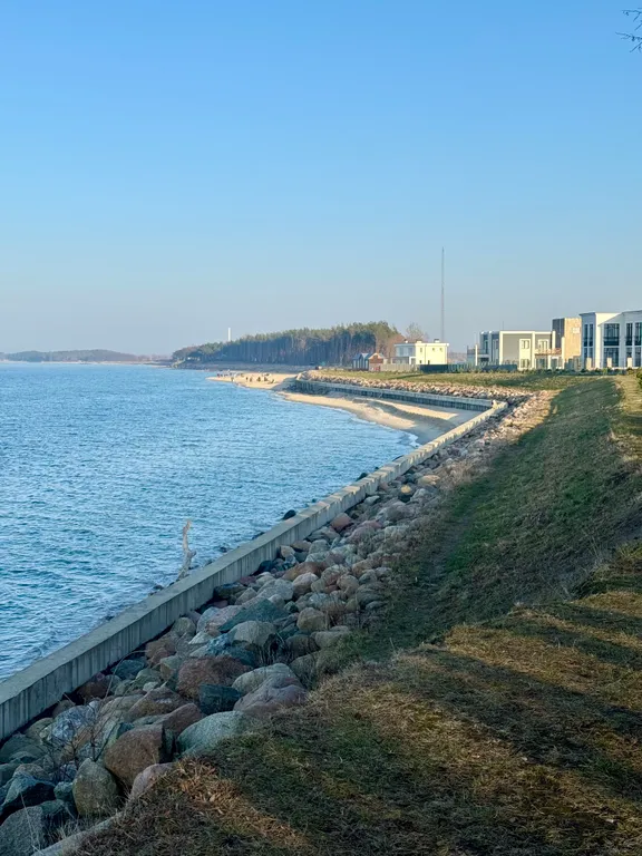 Домик у моря