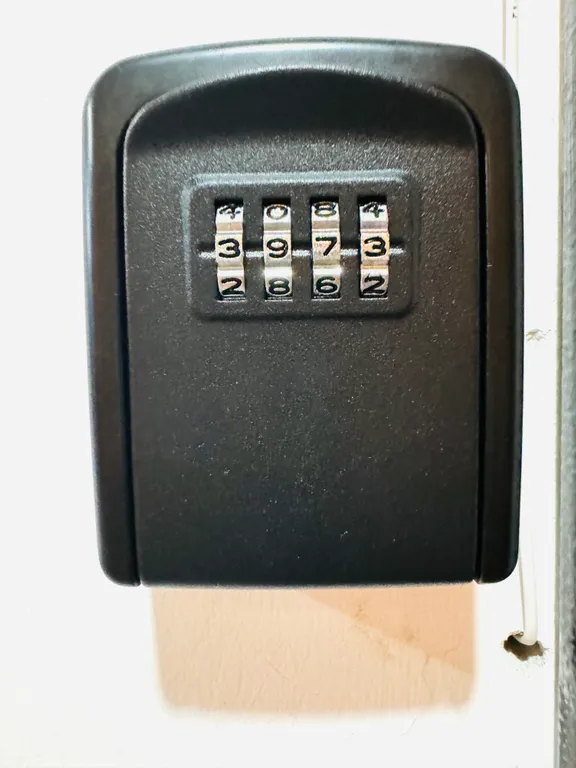 Квартира-студия  рядом с СК Темп и аэропортом