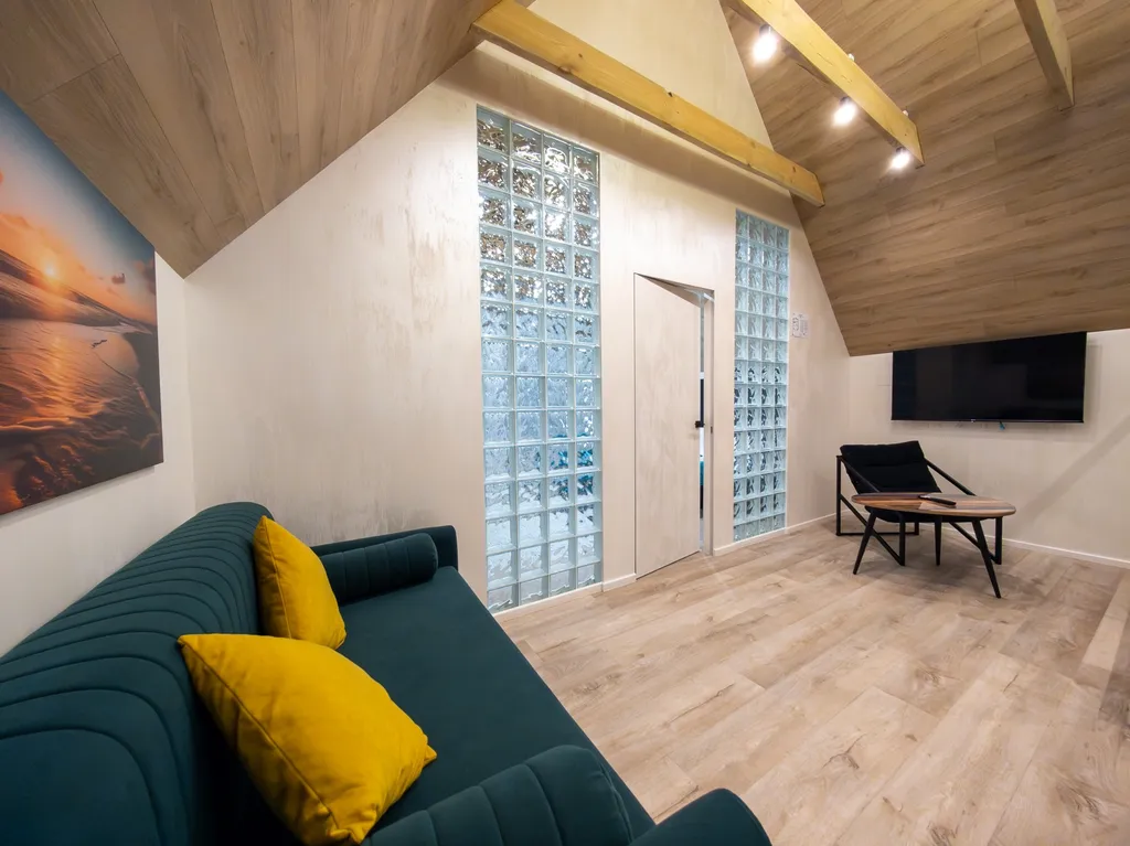 Новые двухуровневые апартаменты в центре Светлогорска