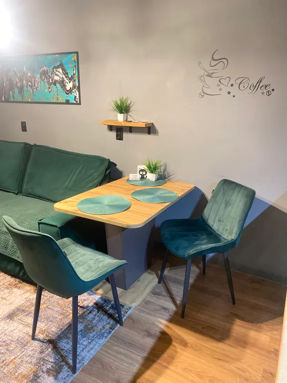 Квартира с дизайнерским ремонтом в стиле лофт