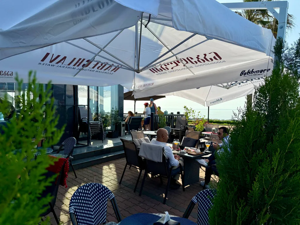 Sea Batumi View | 20m to Beach & Park
Панорама Моря & Приморский Парк