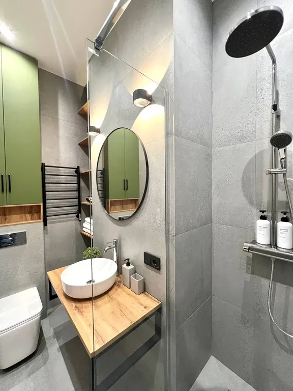 Стильная студия с выходом на кровлю ТЦ Галерея