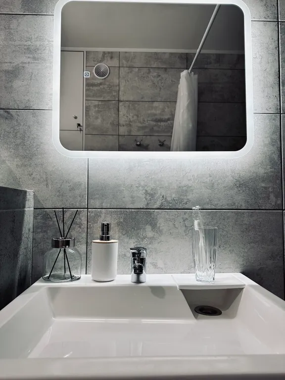 Студия в Искре