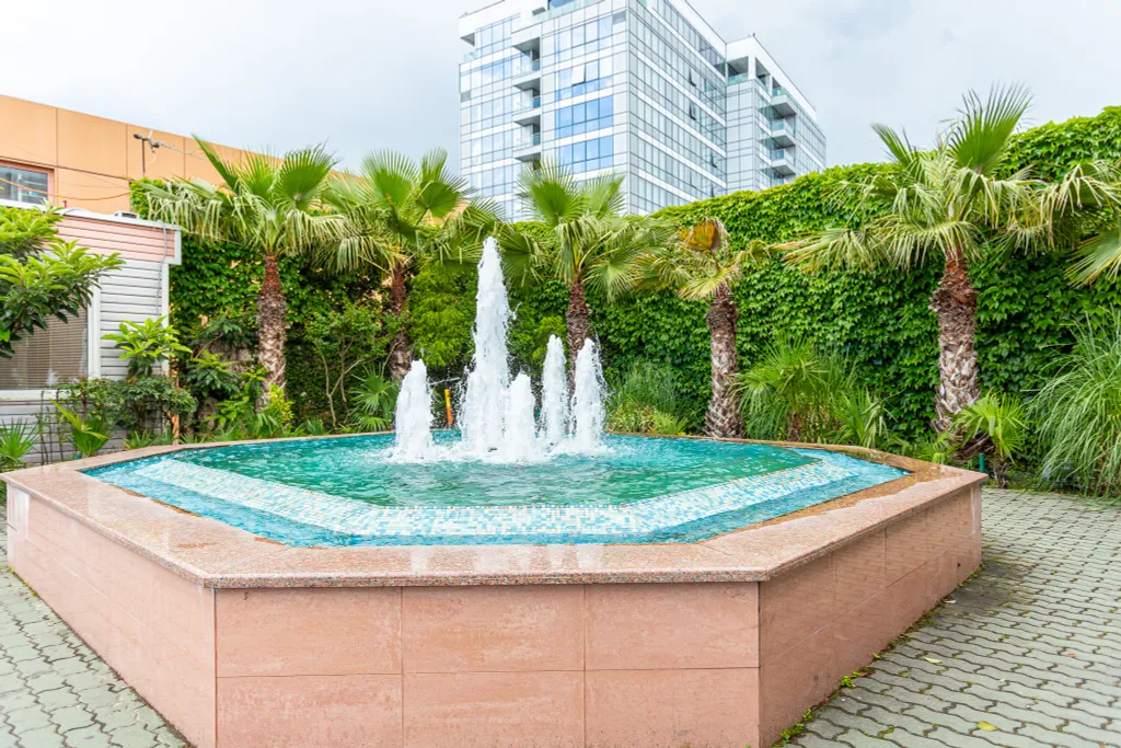 Квартира Апартаменты Plaza в центре Адлера — Адлер