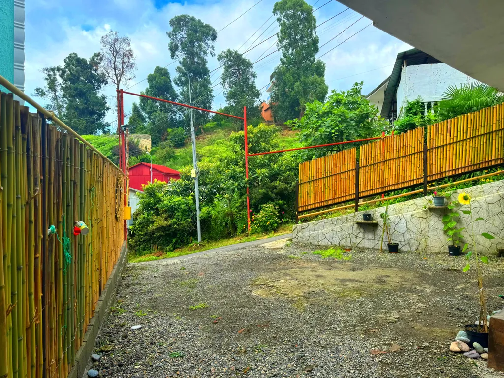 Уютно, тихо у моря