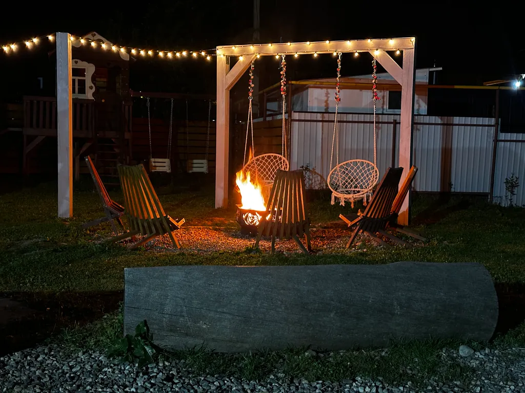 Уютный двухэтажный коттедж