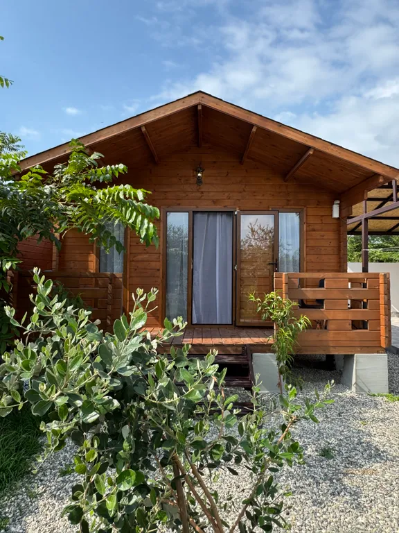 Коттедж Эко-домик Акация со всеми удобствами, на благоустроенной территории — Сухум