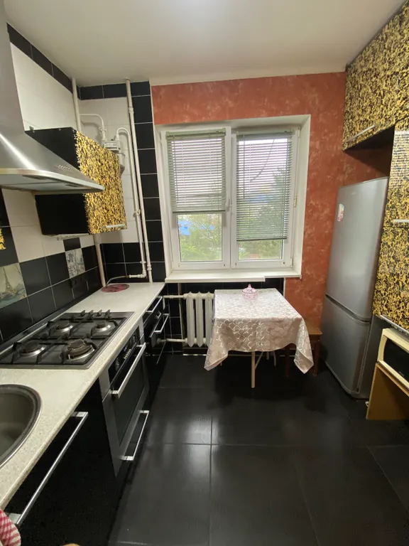 Уютная квартира в центре города с видом на горы