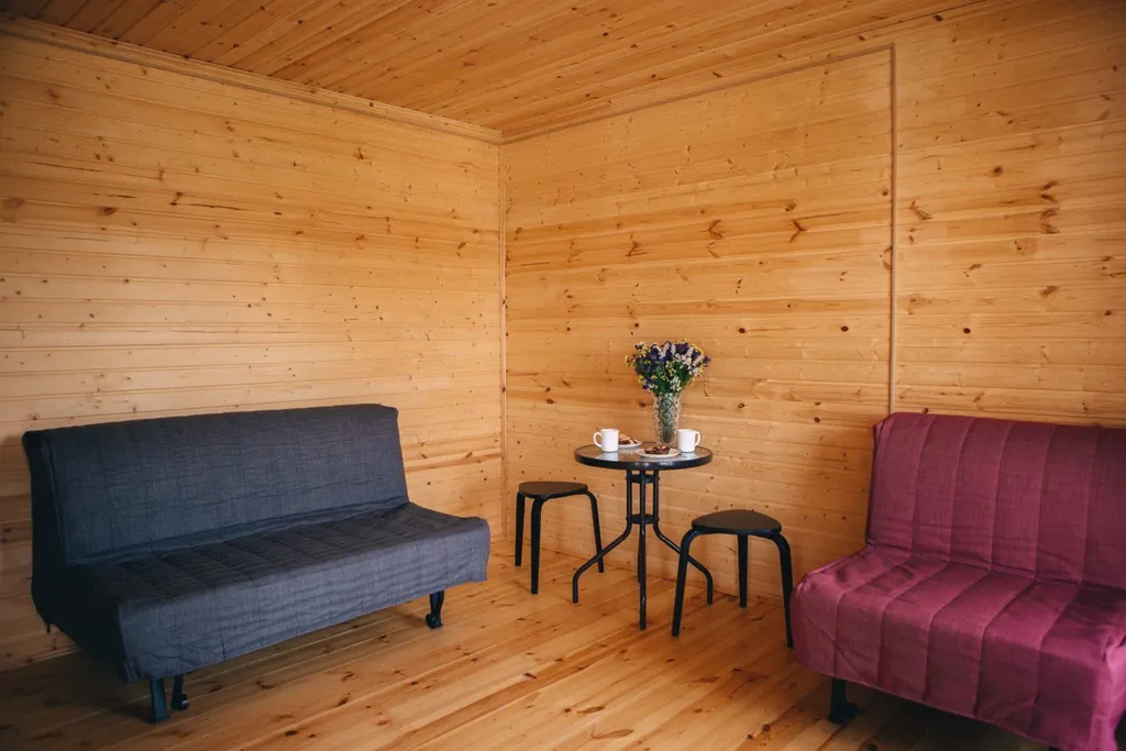 Уютный домик с кухней и верандой