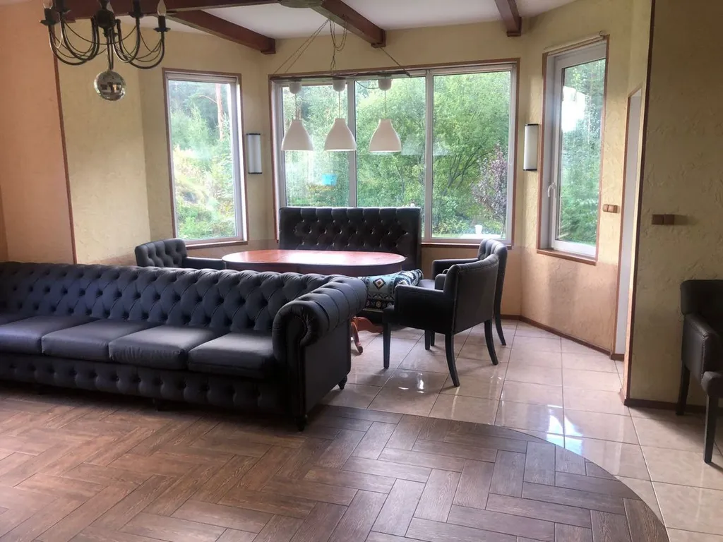 Коттедж Дом напротив озера в Рахье — Проба