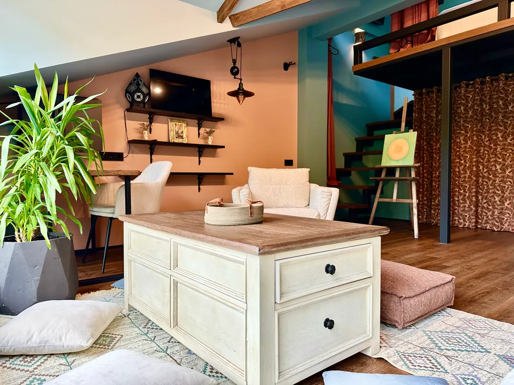 Двухуровневый апартамент с видом на горы