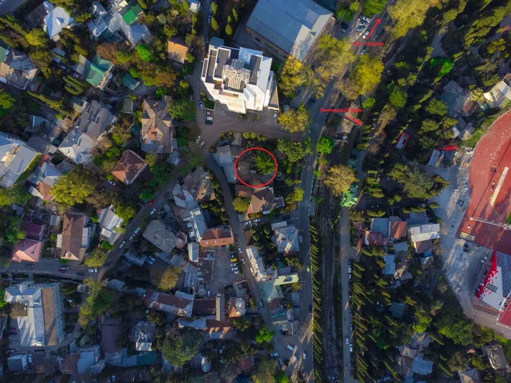 Квартира с камином рядом с морем