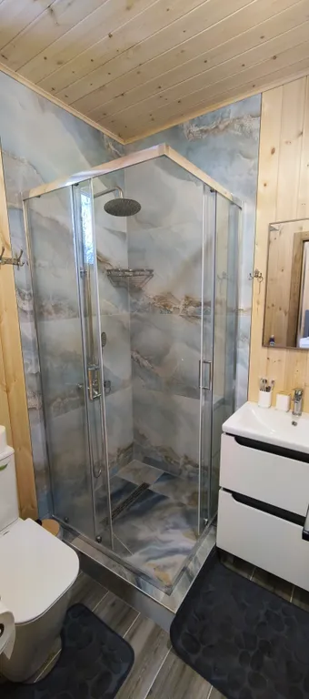 Коттедж с видом на горы (3 спальни)