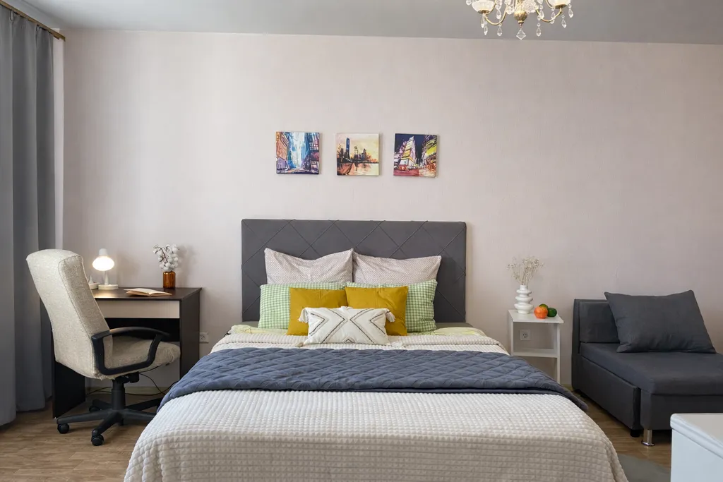 Студия с видом на город, рядом с городской эспланадой и ЖД вокзалом