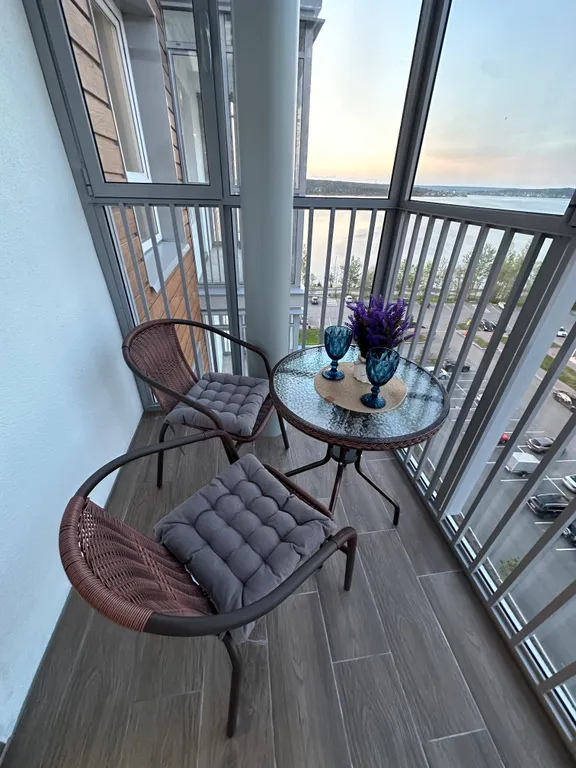 Квартира у озера