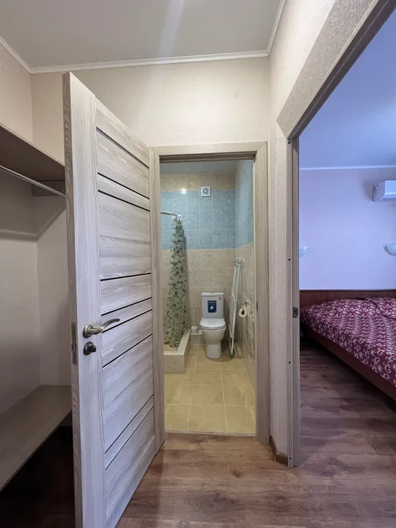 Квартира Квартира Уютный двухкомнатный номер с собственной кухней — Геленджик