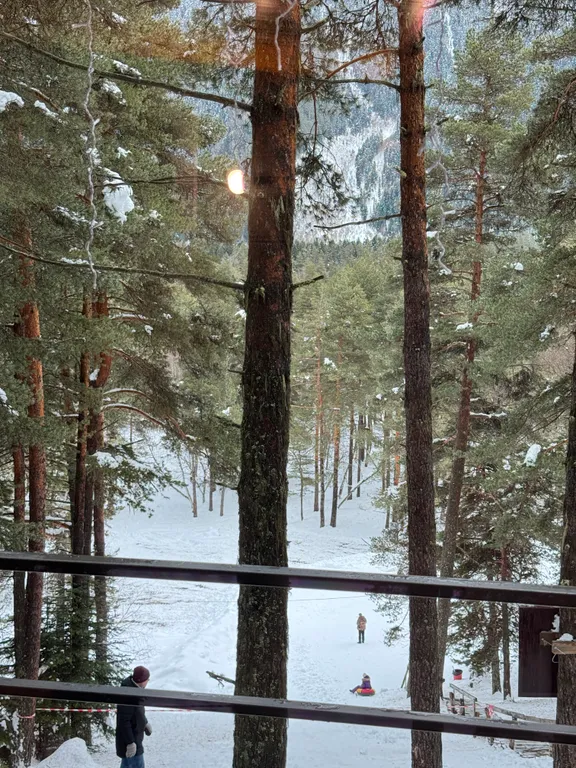 Двухэтажный дом с видом на горы База отдыха ПроЛес