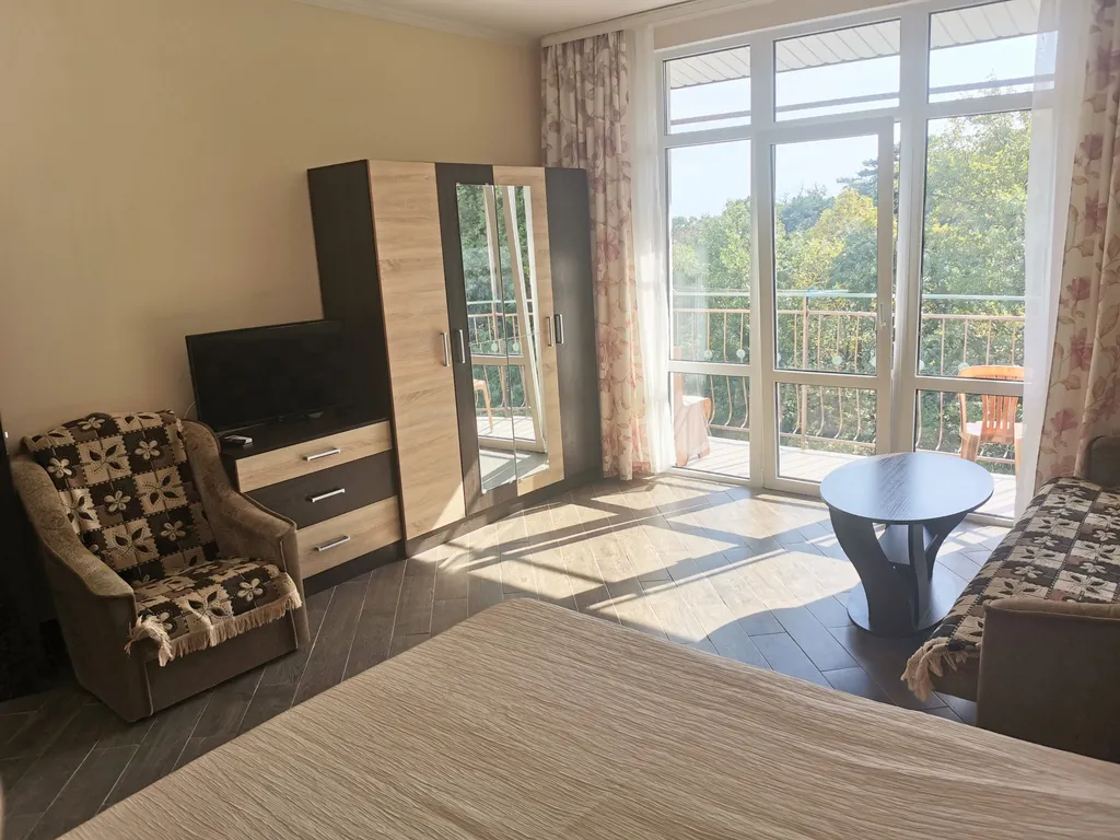 Уютная 2-комнатная квартира с видом на море и лес