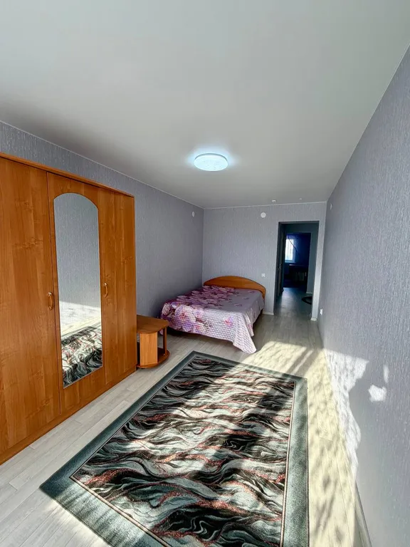 В центре ишима! Просторная 3-комн. Для командировок и семьи