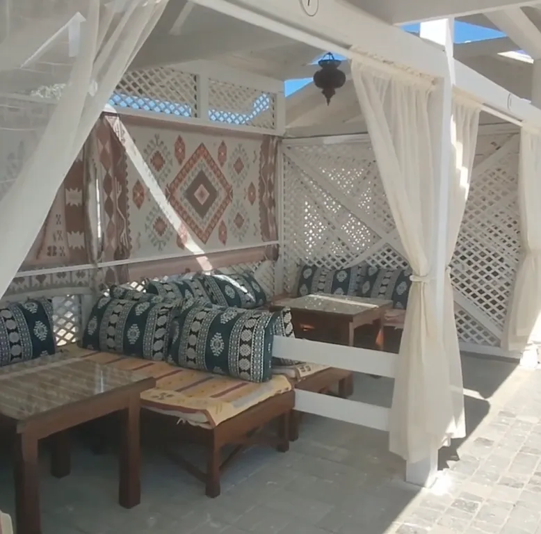 Уютные Гостевые дома на берегу Черного моря Песчаный Рай