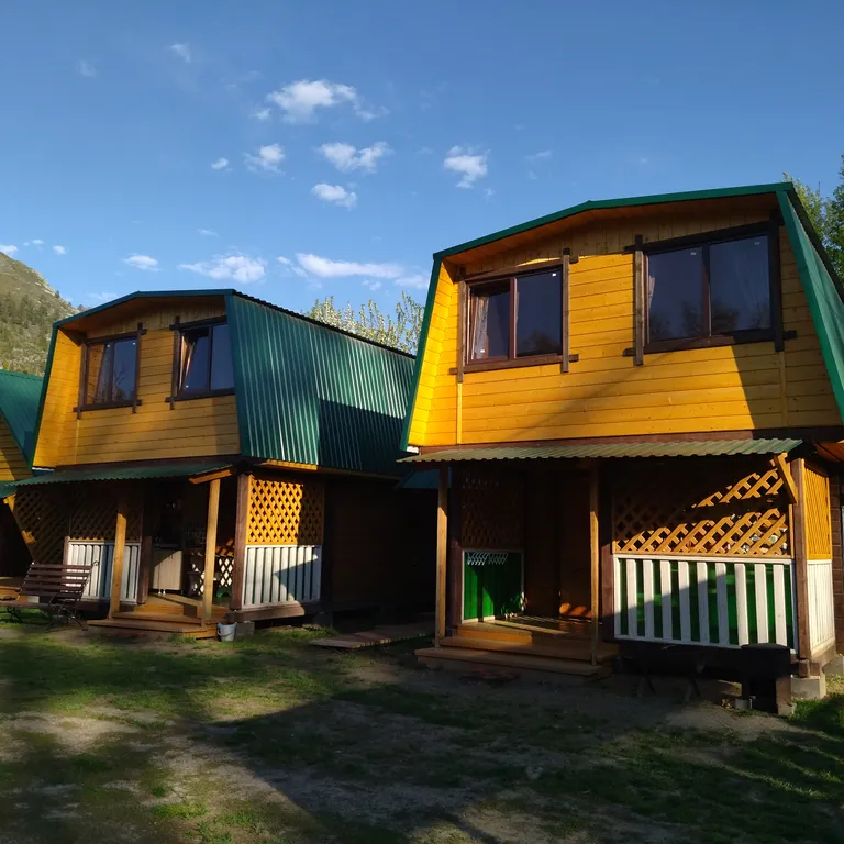 Усадьба зелёный свет