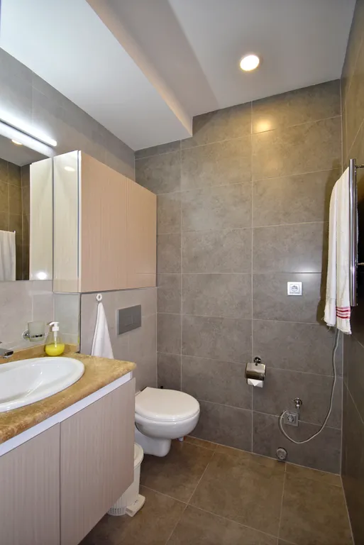 Красивая двухкомнатная квартира в центре города