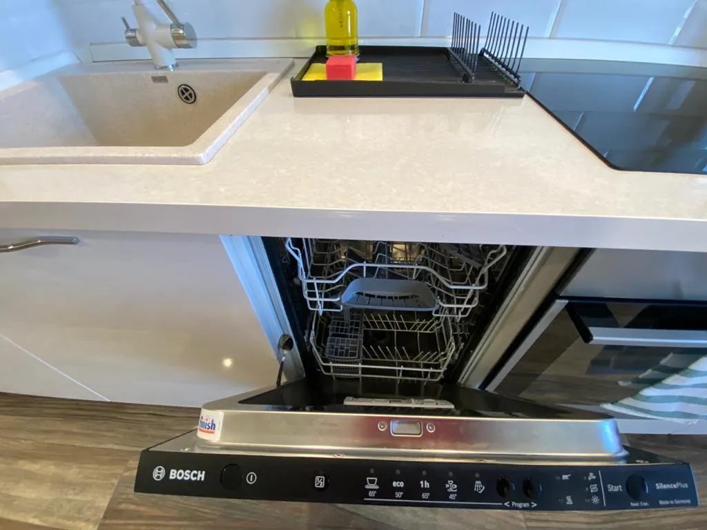 Квартира Отличная, уютная, современная 2-ком. квартира у моря — Анапа