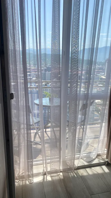 Евро-двухкомнатная квартира у моря для наслаждения видом и комфортом